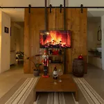 Zaira House By Elbasummer